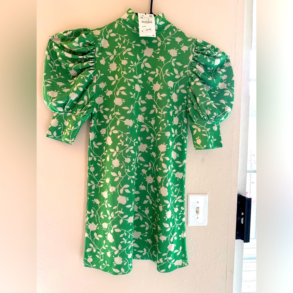 Zara green dress - new with tags!!